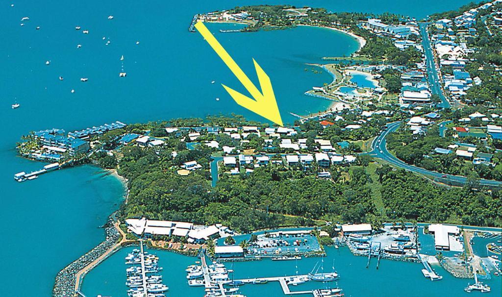Airlie Waterfront Bed & Breakfast Еърли Бийч Екстериор снимка