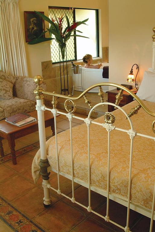 Airlie Waterfront Bed & Breakfast Еърли Бийч Стая снимка